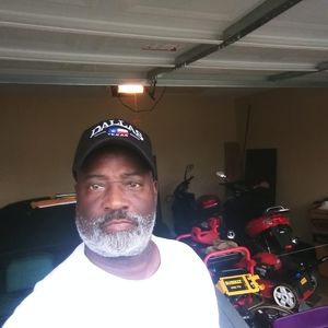 Meet your Posher, Chuck